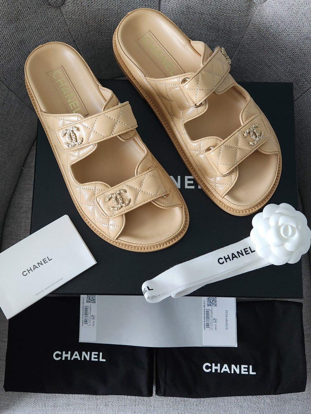 Authentic CHANEL Dad slide sandal Size 37.5 EU  BEIGE Mules Lambskin - Picture 6 of 16